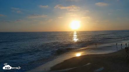 Carlsbad Beach Surf Live Webcam - Jul 10, 2026, 7:45pm PDT