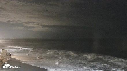 Carlsbad Beach Surf Live Webcam - Sep 7, 2026, 8:34pm PDT