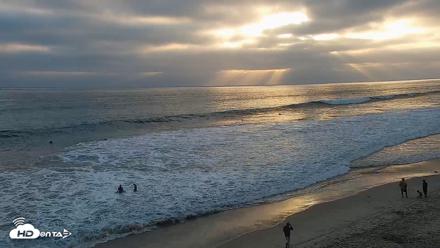 Carlsbad Beach Surf Live Webcam - May 9, 2026, 7:03pm PDT