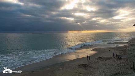 Carlsbad Beach Surf Live Webcam - Jun 28, 2026, 7:28pm PDT