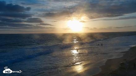 Carlsbad Beach Surf Live Webcam - May 25, 2026, 7:34pm PDT