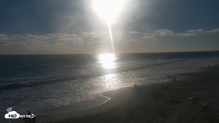 Carlsbad Beach Surf Live Webcam - Jun 21, 2026, 6:53pm PDT
