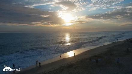Carlsbad Beach Surf Live Webcam - Jul 20, 2026, 7:27pm PDT