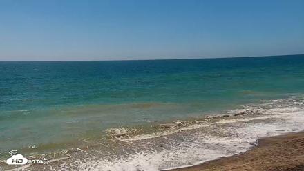 Carlsbad Beach Surf Live Webcam - Sep 1, 2026, 1:53pm PDT