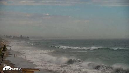 Carlsbad Beach Surf Live Webcam - Sep 7, 2026, 5:11pm PDT