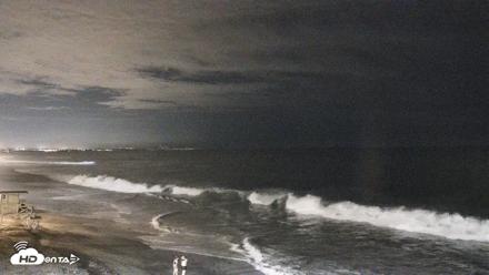 Carlsbad Beach Surf Live Webcam - Sep 5, 2026, 8:07pm PDT