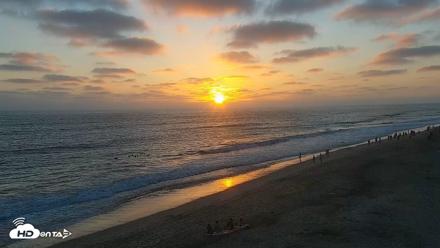 Carlsbad Beach Surf Live Webcam - Aug 3, 2026, 7:42pm PDT