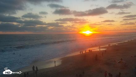 Carlsbad Beach Surf Live Webcam - Jun 21, 2026, 7:59pm PDT