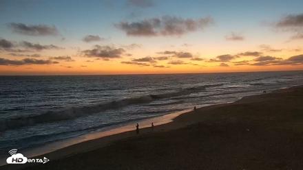 Carlsbad Beach Surf Live Webcam - Jul 6, 2026, 8:38pm PDT
