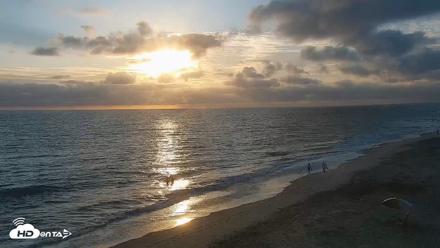 Carlsbad Beach Surf Live Webcam - Aug 12, 2026, 7:08pm PDT