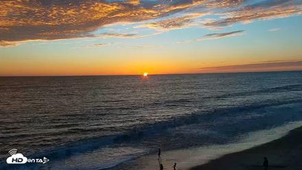 Carlsbad Beach Surf Live Webcam - Sep 5, 2026, 7:11pm PDT