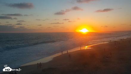 Carlsbad Beach Surf Live Webcam - Jun 20, 2026, 8:01pm PDT