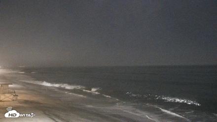 Carlsbad Beach Surf Live Webcam - Aug 25, 2026, 11:41pm PDT
