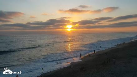 Carlsbad Beach Surf Live Webcam - Jul 31, 2026, 7:39pm PDT