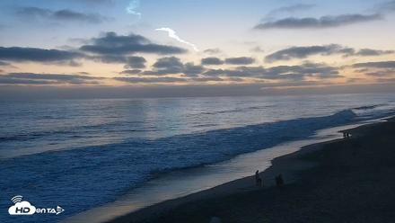 Carlsbad Beach Surf Live Webcam - Jul 31, 2026, 8:18pm PDT