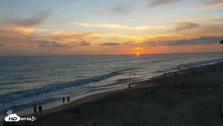 Carlsbad Beach Surf Live Webcam - Jul 3, 2026, 8:03pm PDT