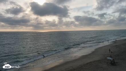 Carlsbad Beach Surf Live Webcam - Aug 10, 2026, 6:43pm PDT