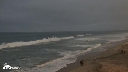 Carlsbad Beach Surf Live Webcam - Jun 4, 2026, 8:25pm PDT