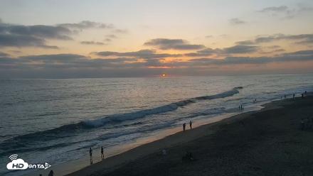 Carlsbad Beach Surf Live Webcam - Jul 31, 2026, 7:47pm PDT