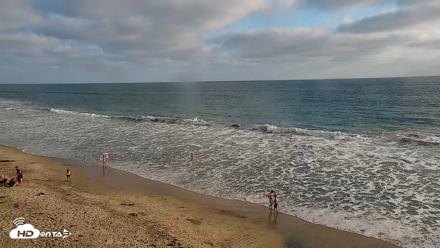 Carlsbad Beach Surf Live Webcam - May 22, 2026, 6:28pm PDT