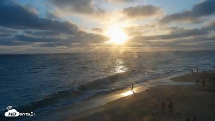 Carlsbad Beach Surf Live Webcam - Jul 13, 2026, 7:38pm PDT