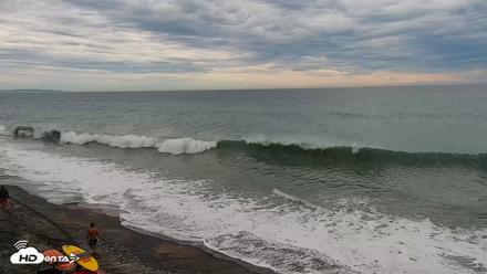 Carlsbad Beach Surf Live Webcam - Sep 6, 2026, 4:11pm PDT