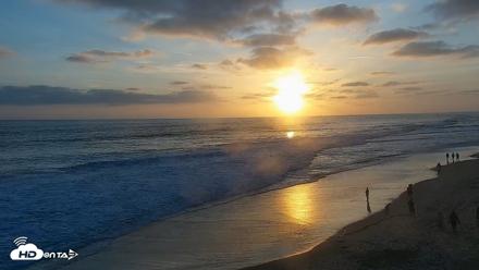 Carlsbad Beach Surf Live Webcam - Jun 8, 2026, 7:43pm PDT