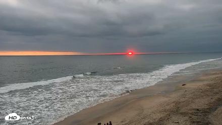 Carlsbad Beach Surf Live Webcam - May 23, 2026, 7:49pm PDT