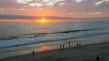 Carlsbad Beach Surf Live Webcam - Oct 21, 2025, 6:04pm PDT