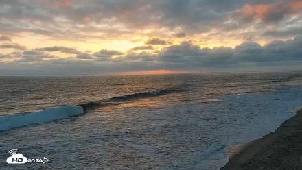 Carlsbad Beach Surf Live Webcam - May 15, 2026, 7:33pm PDT