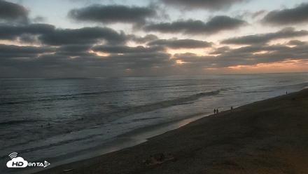 Carlsbad Beach Surf Live Webcam - Aug 3, 2026, 8:20pm PDT