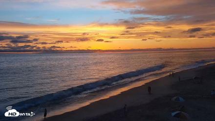 Carlsbad Beach Surf Live Webcam - Aug 13, 2026, 7:42pm PDT
