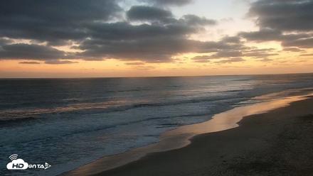 Carlsbad Beach Surf Live Webcam - Jun 8, 2026, 8:28pm PDT