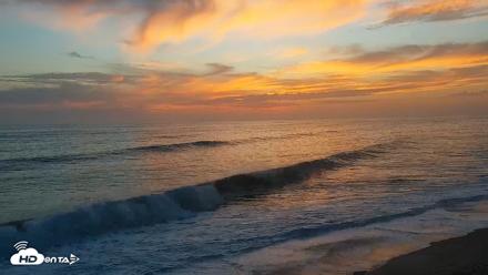 Carlsbad Beach Surf Live Webcam - Aug 26, 2026, 7:28pm PDT