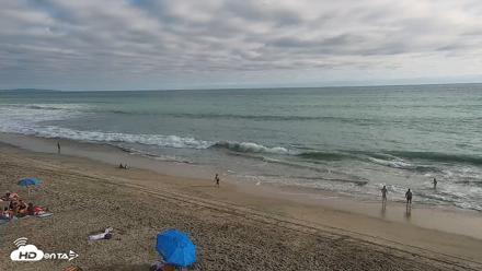 Carlsbad Beach Surf Live Webcam - Aug 14, 2026, 5:42pm PDT