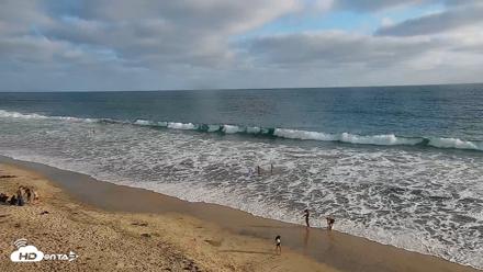 Carlsbad Beach Surf Live Webcam - May 22, 2026, 6:28pm PDT