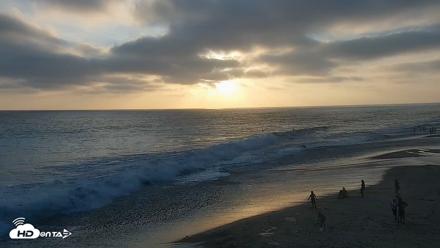 Carlsbad Beach Surf Live Webcam - Jul 26, 2026, 7:26pm PDT