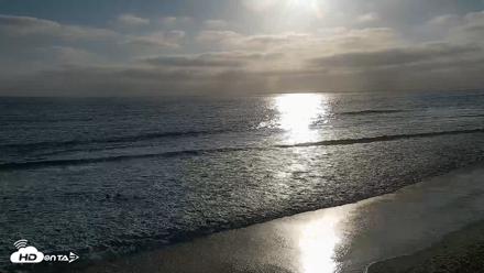 Carlsbad Beach Surf Live Webcam - May 10, 2026, 6:34pm PDT