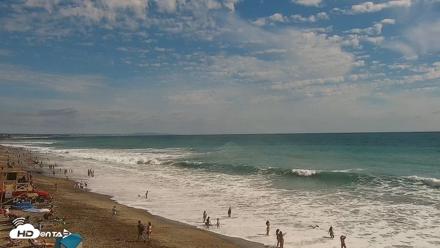 Carlsbad Beach Surf Live Webcam - Aug 15, 2026, 3:55pm PDT