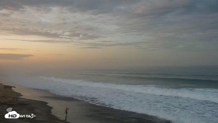 Carlsbad Beach Surf Live Webcam - Sep 8, 2026, 6:11am PDT