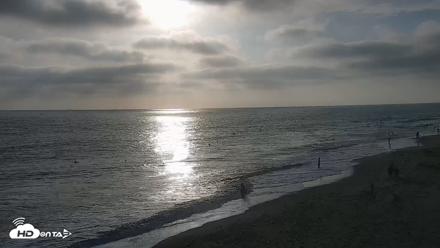 Carlsbad Beach Surf Live Webcam - Jul 26, 2026, 6:47pm PDT