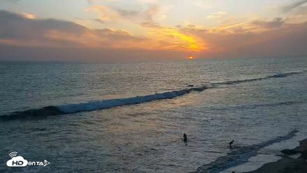 Carlsbad Beach Surf Live Webcam - Apr 18, 2026, 7:20pm PDT