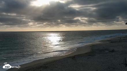 Carlsbad Beach Surf Live Webcam - Jun 30, 2026, 6:39pm PDT