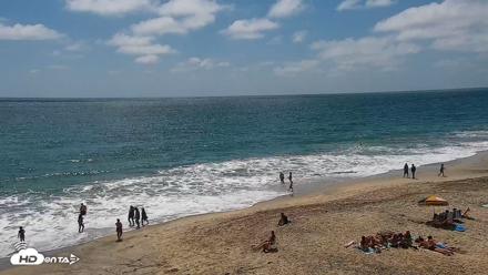 Carlsbad Beach Surf Live Webcam - Jul 1, 2026, 3:11pm PDT