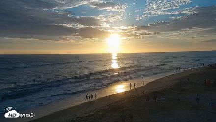Carlsbad Beach Surf Live Webcam - Jul 20, 2026, 7:35pm PDT