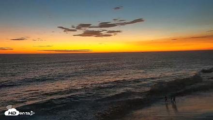 Carlsbad Beach Surf Live Webcam - Sep 9, 2026, 7:35pm PDT