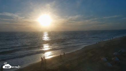 Carlsbad Beach Surf Live Webcam - Aug 17, 2026, 7:07pm PDT