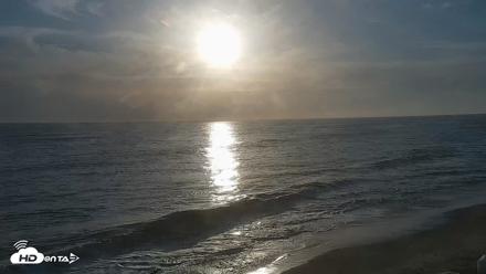 Carlsbad Beach Surf Live Webcam - Aug 26, 2026, 6:39pm PDT