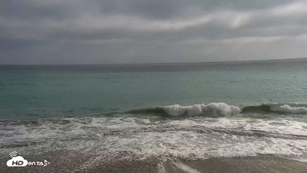 Carlsbad Beach Surf Live Webcam - Jul 26, 2026, 5:40pm PDT