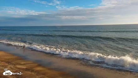 Carlsbad Beach Surf Live Webcam - Sep 5, 2026, 6:30pm PDT